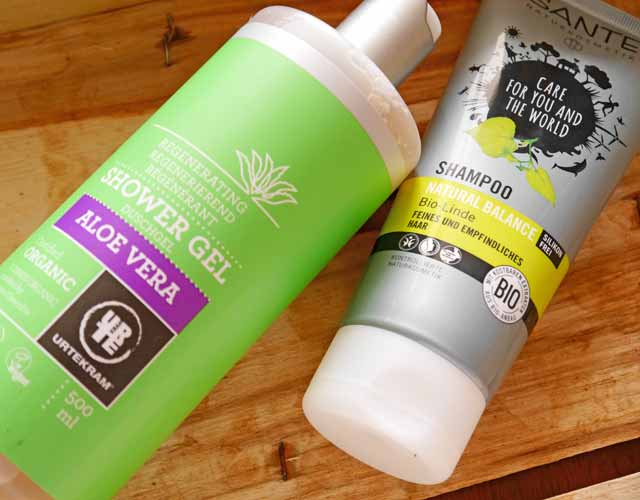 Shampoo Bio-Linde von Santé und Duschgel Aloe Vera von Urtekram